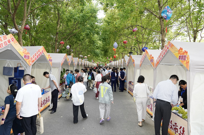 金山啟動(dòng)“豐收狂歡盛宴”，8天近20項(xiàng)活動(dòng)邀市民打卡“魔都后花園”生態(tài)園